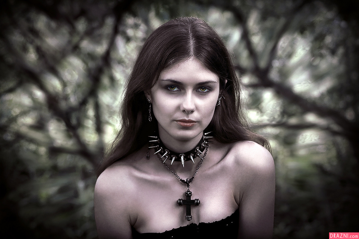 Gothic look ...2